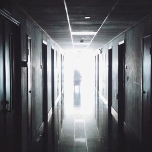 Hospital hallway. Source: Pixabay