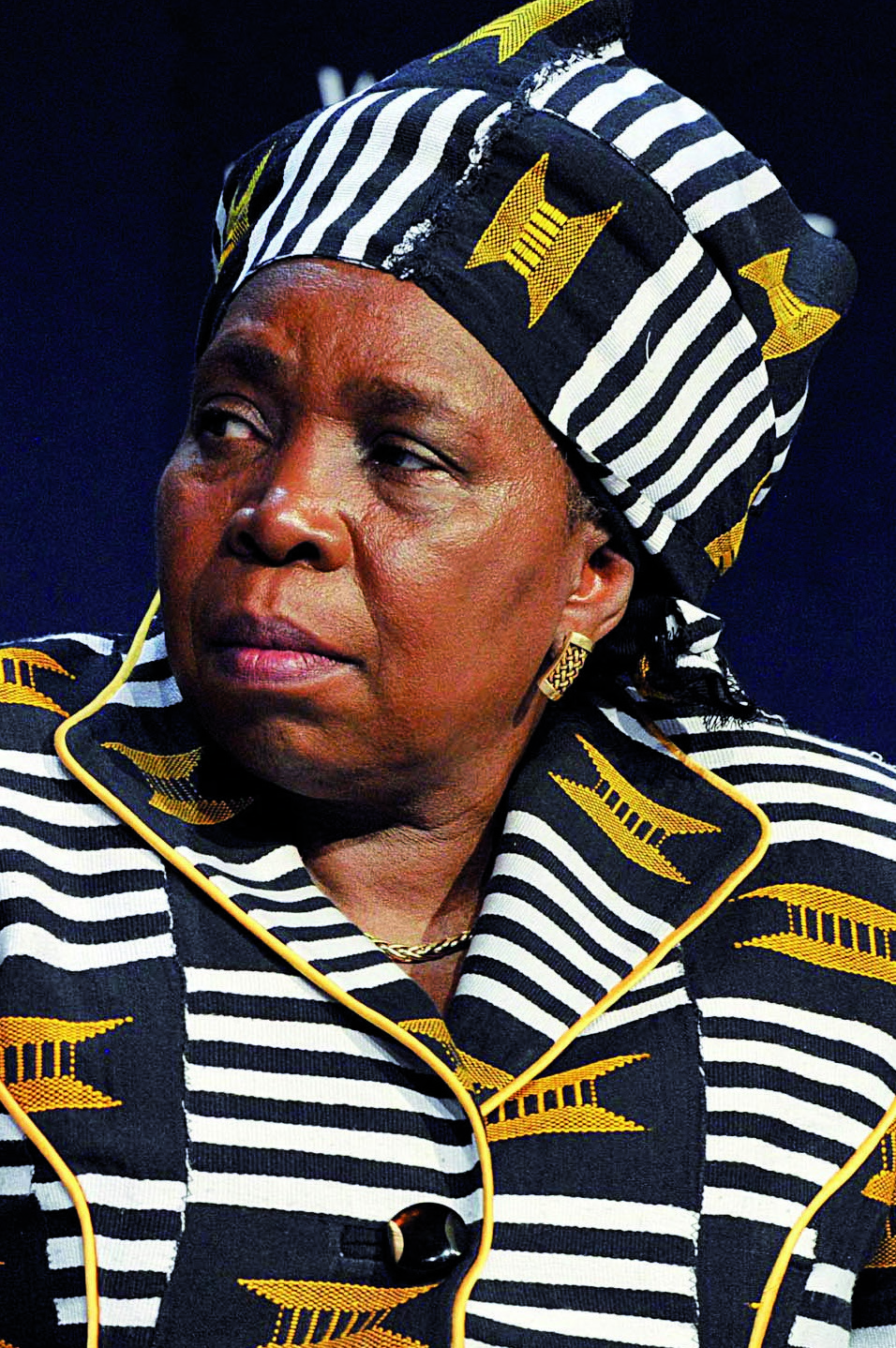  09052013w Beeld nuus (in the pic - Dr Nkosazana Dlamini Zuma - AU Chairperson). President Jacob Zuma addressed the WEF Plenary session on BRICS. The session titled Building with BRICS discussed "how will collaboration with BRICS empower Africa to deliver on its promise". Prof Klaus Schwab, Founder and Executive Chairman of the World ECONONIC Forum (WEF) chaired the session. CTICC, Cape Town, Foto Elmond Jiyane, GCIS. 13/05/2013 PHOTO:  