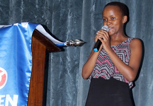 <B>TOP STUDENT:</B>  Unathi Bhodlingwe took first place nationally in SA. <i>Image: Engen SA</i>