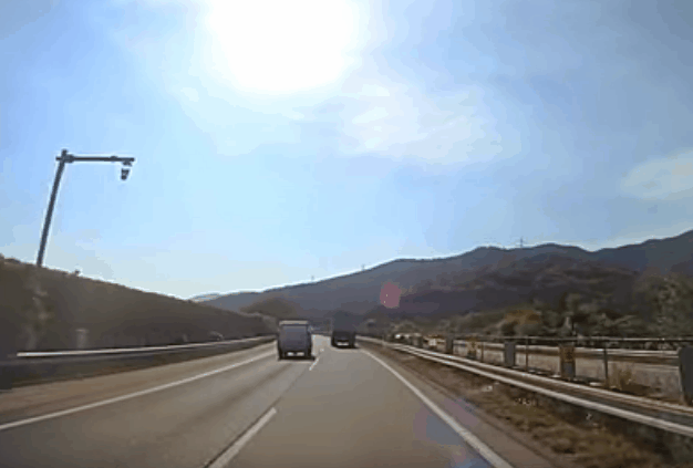 <b> HORROR CRASH:</b> One man died and 45 passengers were left injured following a horrific head on collision that took place on a Japanese highway. <i>Image: Youtube</i> 