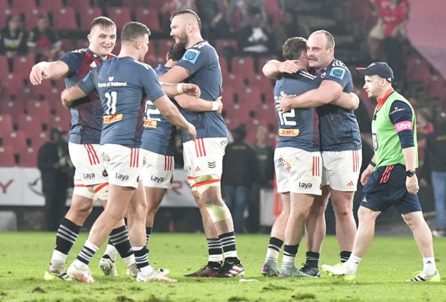 Munster players celebrate their 33-13 win over the Lions at Ellis Park on 27 April 2024. (Sydney Seshibedi/Gallo Images)