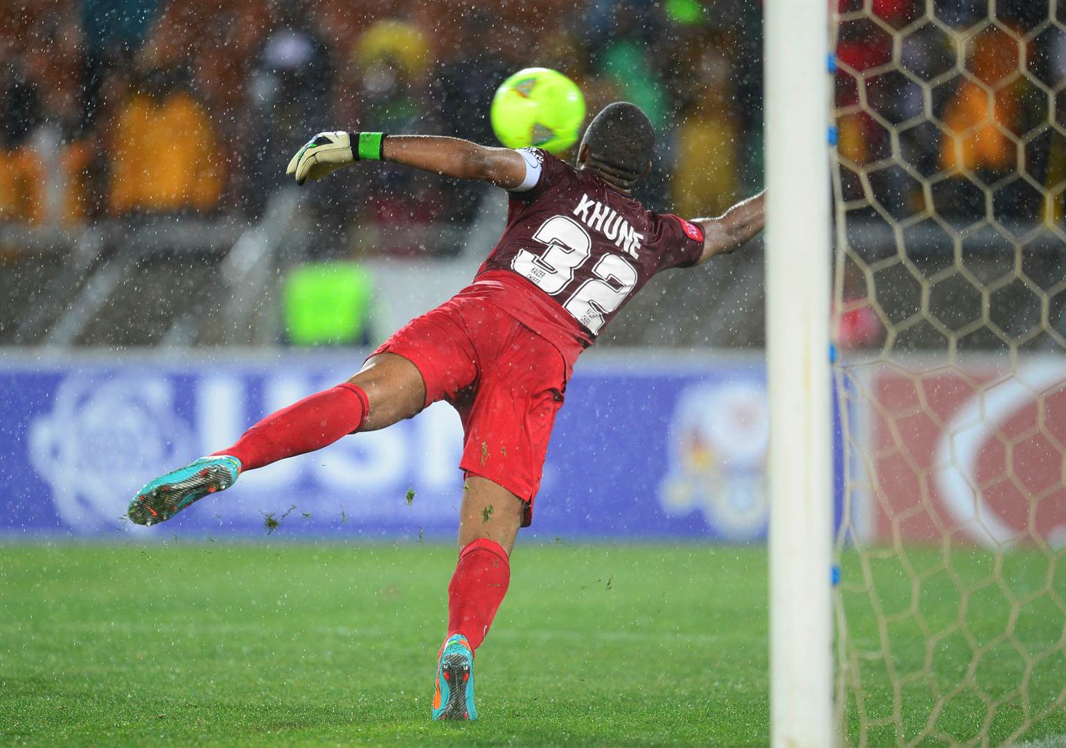 Khune Explains Why He Wears No. 32 - iDiski Times