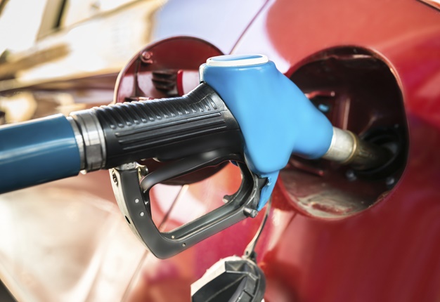 <b>NO DROP IN FUEL PRICE?</b> Due to the political disputes South Africa is currently experiencing, SA motorists might not see a drop in fuel prices as predicted.<i>Image: iStock</i>