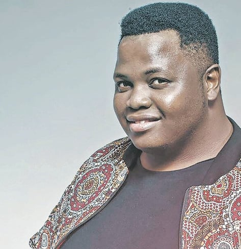 MEMEZA SINGER IS LIFE OF THE PARTY! | Dailysun