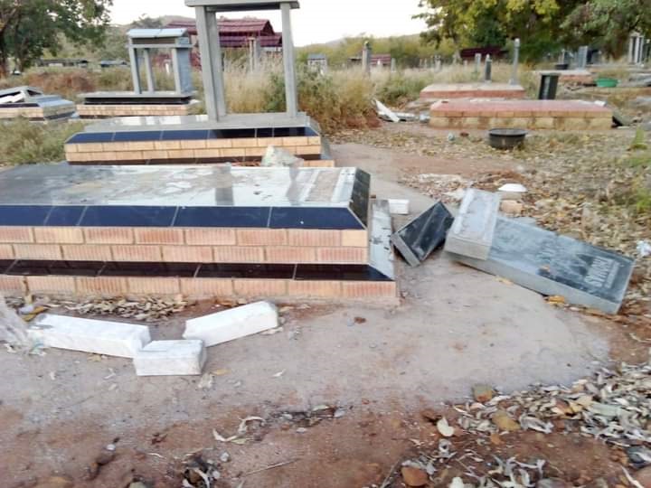 Seven tombstones have been vandalised at this graveyard in Ga-Ratjeke Village. 