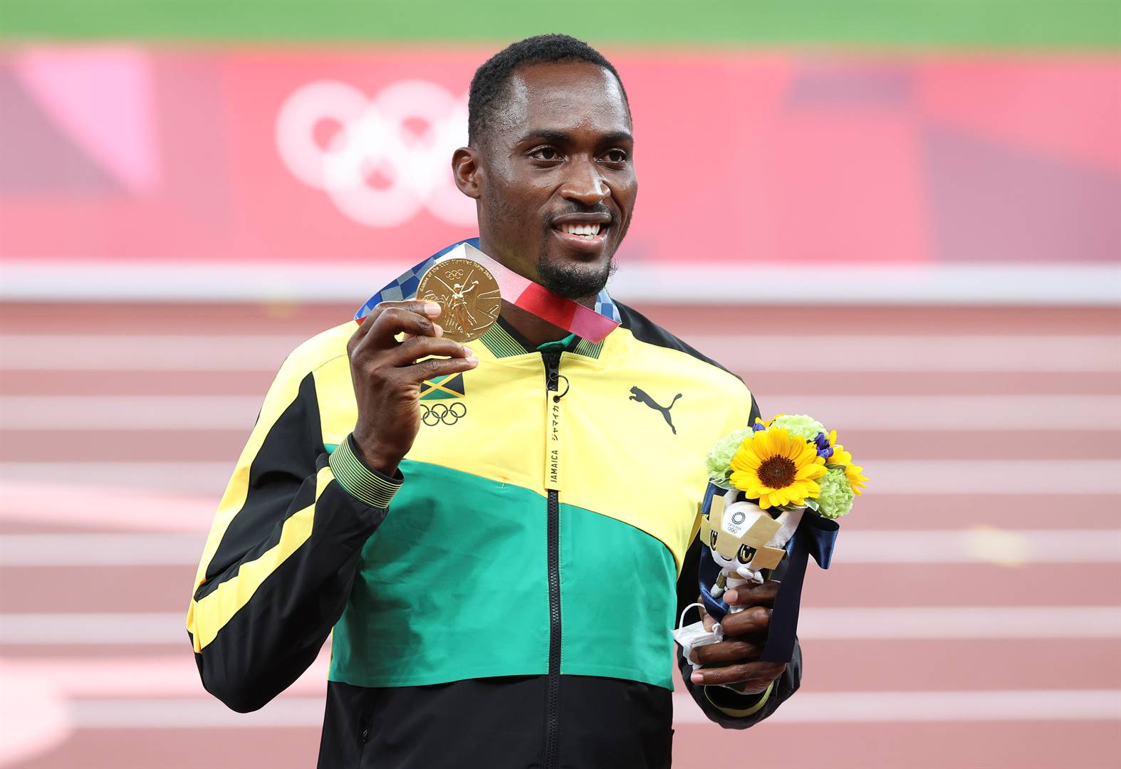 Hansle Parchment van Jamaika, Olimpiese kampioen in die 110 m-hekkies, nadat hy goud in Tokio gewen het.  Foto: Getty Images
