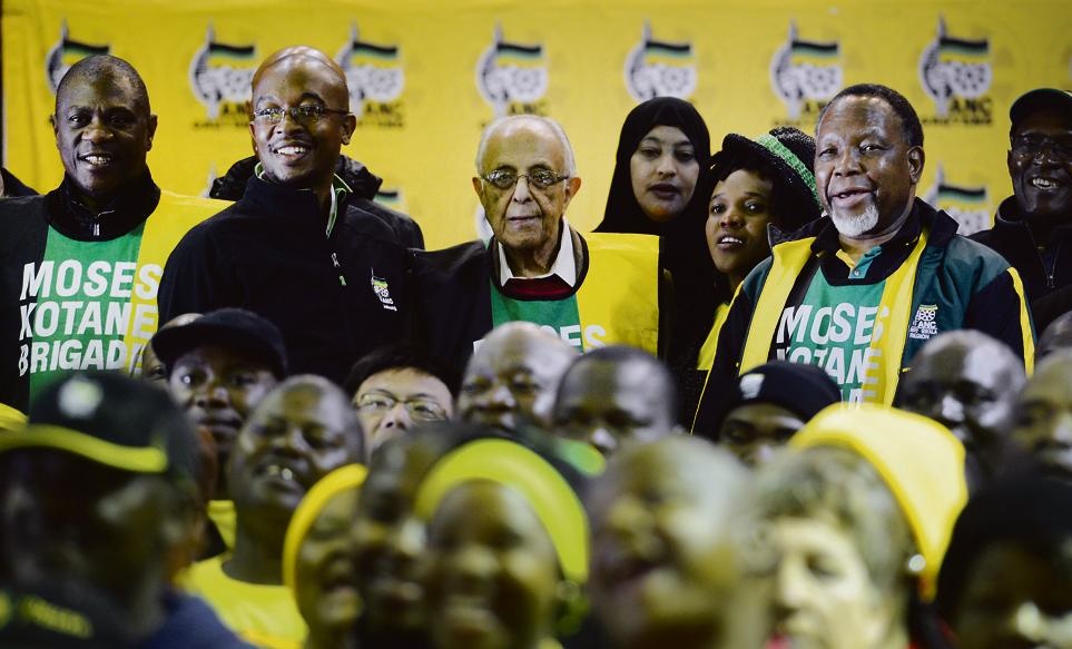 LOYAL ANC stalwart Ahmed Kathrada (centre) with Johannesburg mayor Parks Tau (second from left) and former president Kgalema Motlanthe (right) during the Gauteng ANC’s election campaign. Picture: Leon Sadiki 