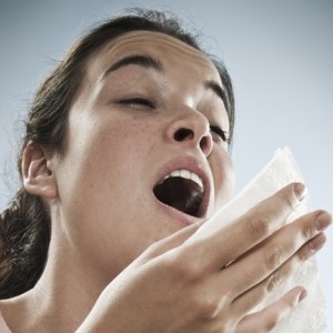 Woman sneezing – Google free image