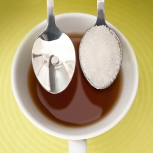 Sweetener vs. sugar – iStock