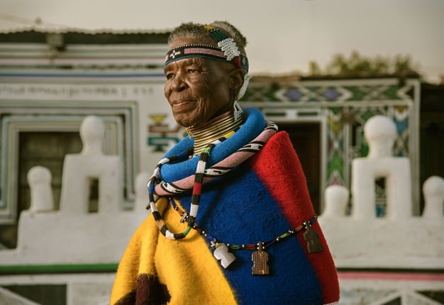 <B>EPIC ART MILESTONE:</B> SA artist, 81-year-old Esther Mahlangu has put her stamp and identity on another BMW 7-Series. <I>Image: BMW Group</I>