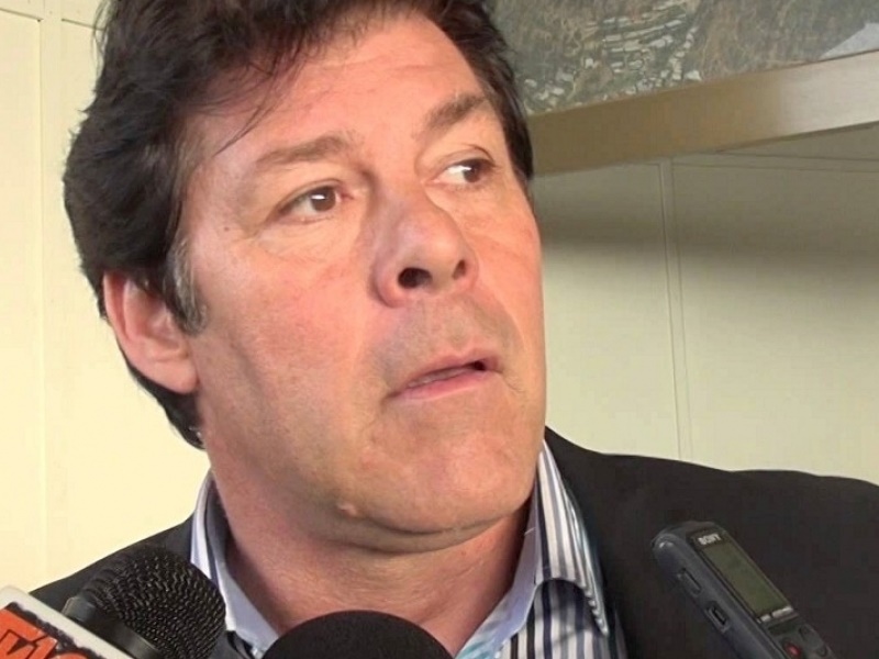 New Polokwane City coach Luc Eymael praised his players for holding their defensive lines after being reduced to 10-men against Wits on Tuesday.