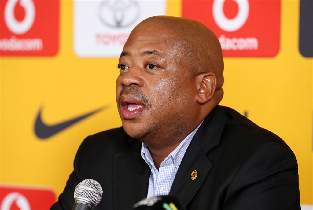 Kaizer Chiefs football manager, Bobby Motaung, says supporters must give coach Stuart Baxter a chance to get his groove right.   Photo by BackpagePix