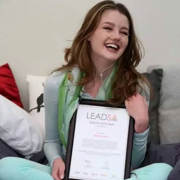 jenna lowe with her Lead SA award