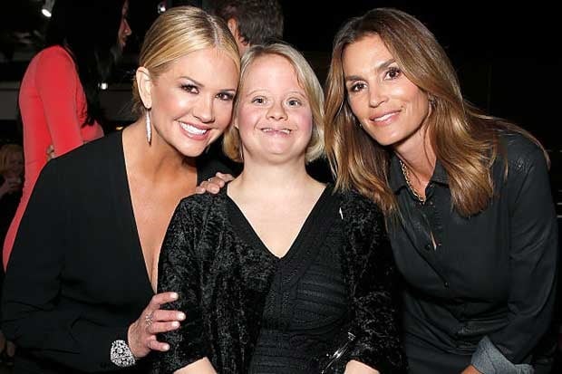 Nancy O'Dell, Lauren Potter and Cindy Crawford at the De Re Gallery for the Best Buddies 'The Art of Friendship' Benefit Photo Auction.
