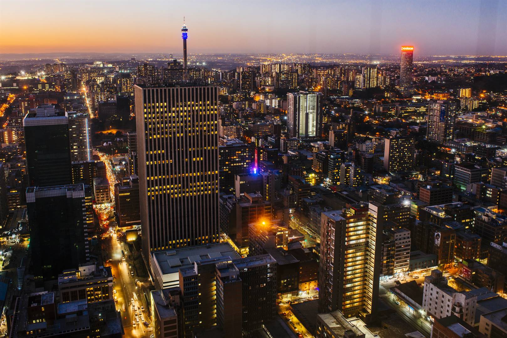 Johannesburg verbruik sowat 2 500 megawatt (MW) energie op enige gegewe tydstip. Fase 2-beurtkrag vereis dat 2 000 MW van die kragnetwerk verwyder word om die stabiliteit van die kragnetwerk te beskerm. Foto: Getty Images