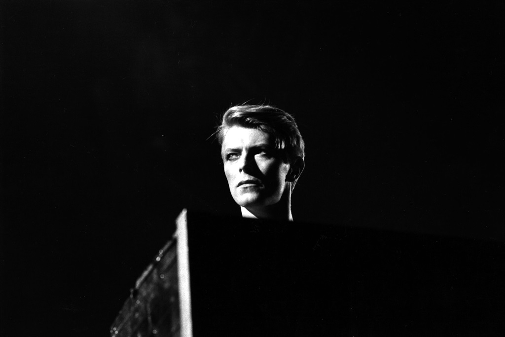 British pop singer David Bowie in concert at Earls Court, London during his 1978 world tour.   (Photo by Evening Standard/Getty Images)