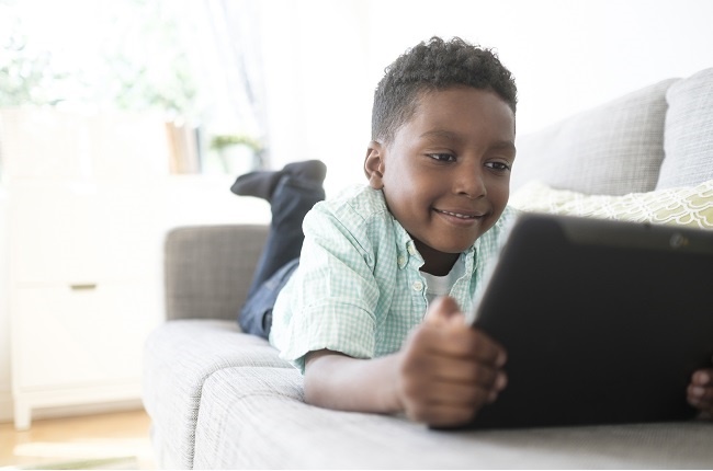 Many parents and caregivers might be worried about how to keep screen time at healthy levels in the home during the holidays. Photo: Getty Images