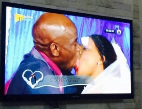 Mzansi gave this couple's kiss the 'Kiss of the year' title