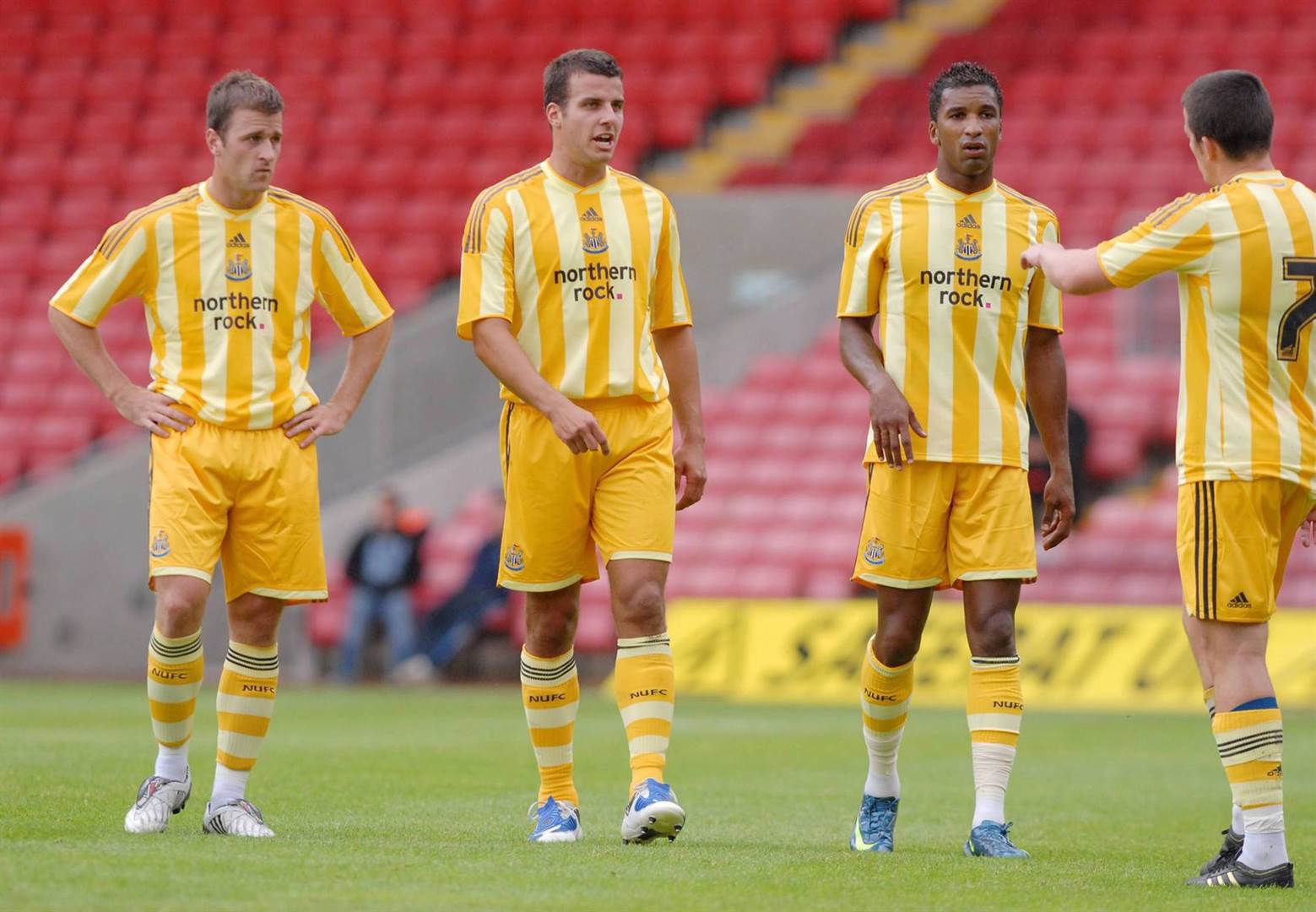 Top 10 worst football kits of all time