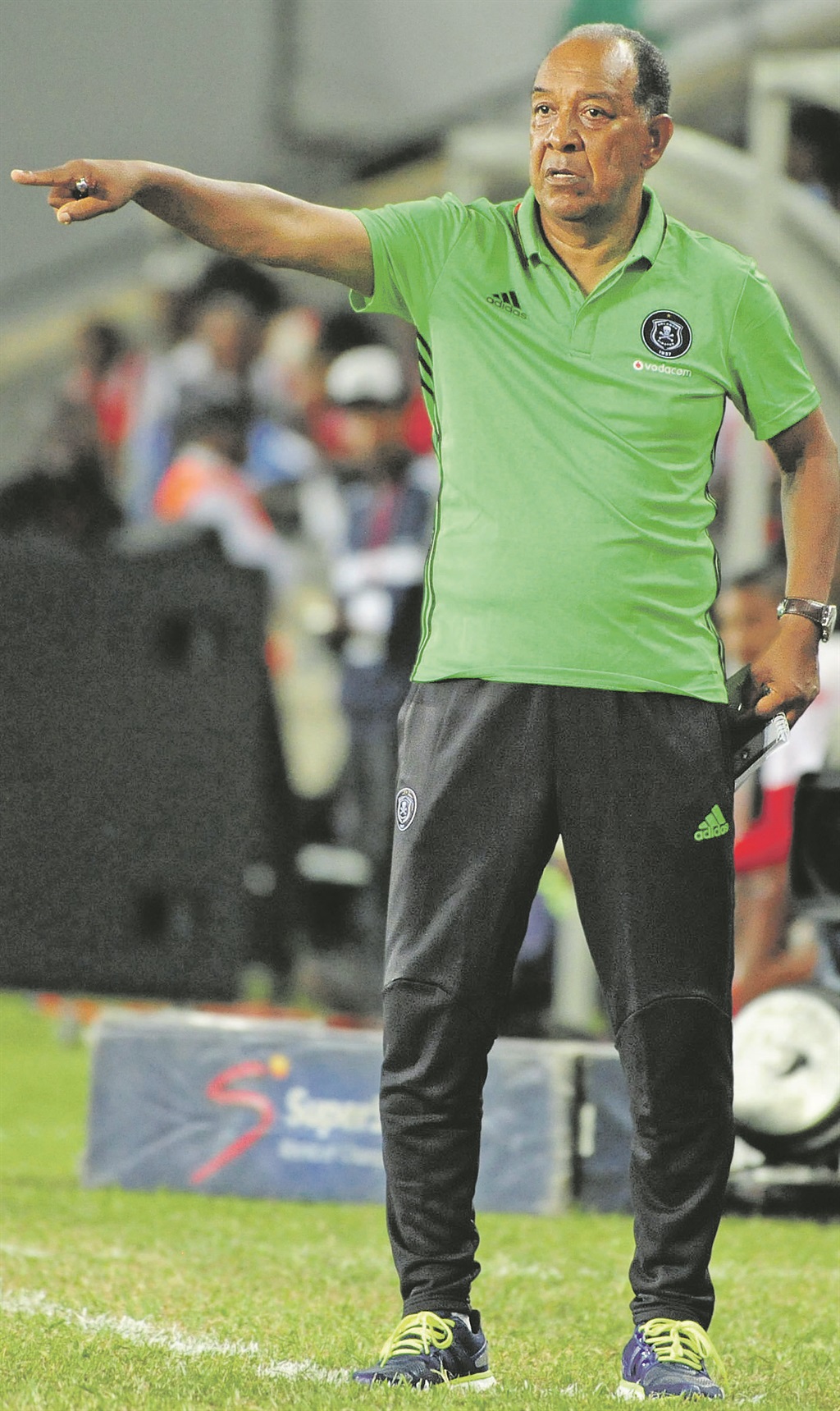 Pirates interim coach Augusto Palacios is looking for more hard work from his players. Photo by  Aubrey Kgakatsi/ BackpagePix 