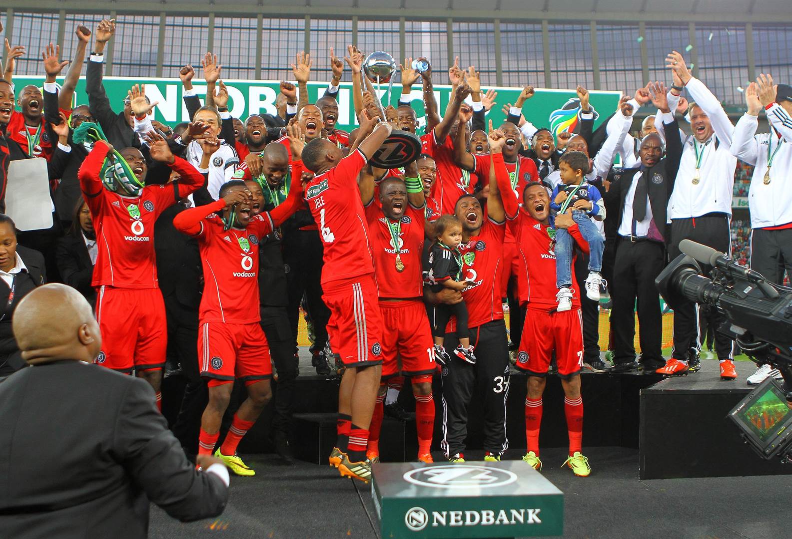 Orlando Pirates star Sifiso Myeni targets his third Nedbank Cup winners'  medal - 2016 Nedbank Cup - Orlando Pirates - Sifiso Myeni