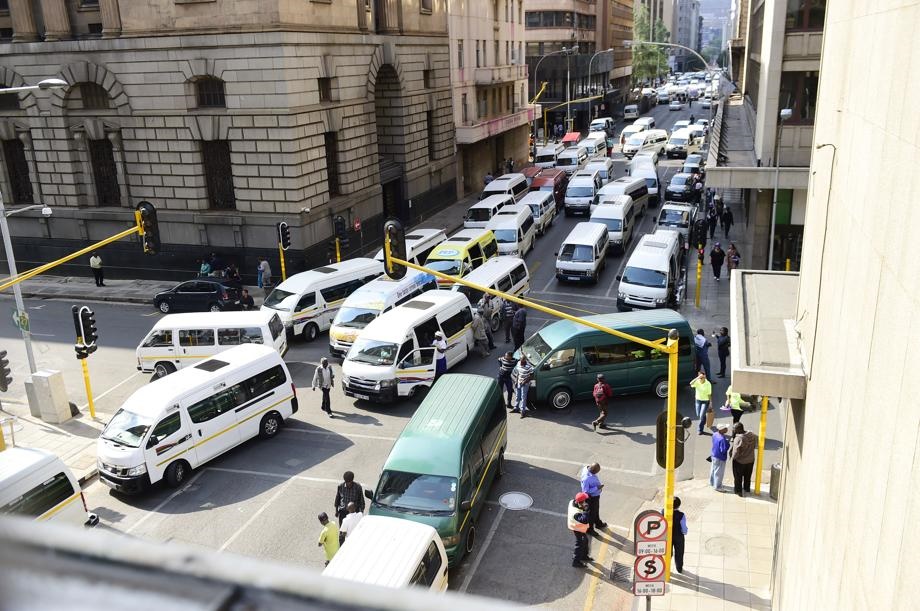 Taxis shut down and blocked Simmonds Street in the Joburg CBD earlier this year. Photo by Trevor Kunene