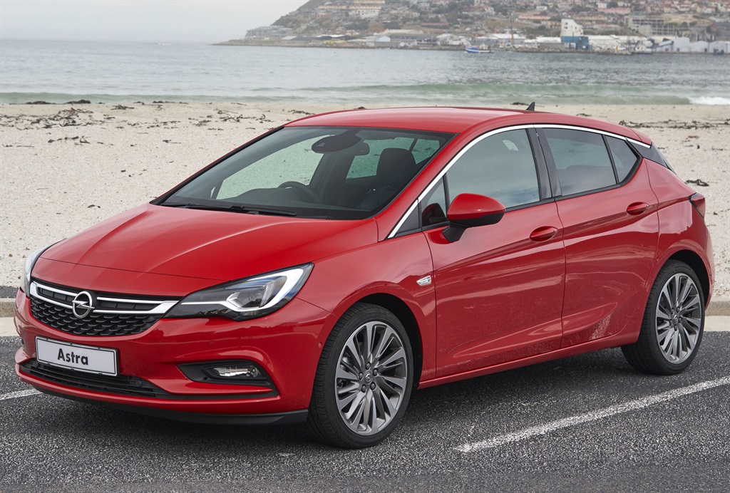 The new Opel Astra was heaped with awards and praise from Mzansi’s petrol heads. 