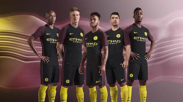 Man city maroon store kit