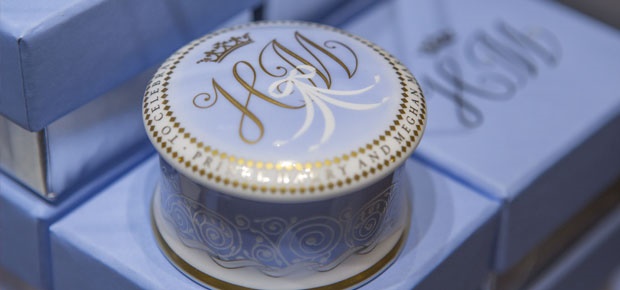 A pill box with the initials H and M which forms part of the new official range of china to celebrate the future marriage of Britain's Prince Harry and Meghan Markle. (Photo: AP Newsroom)