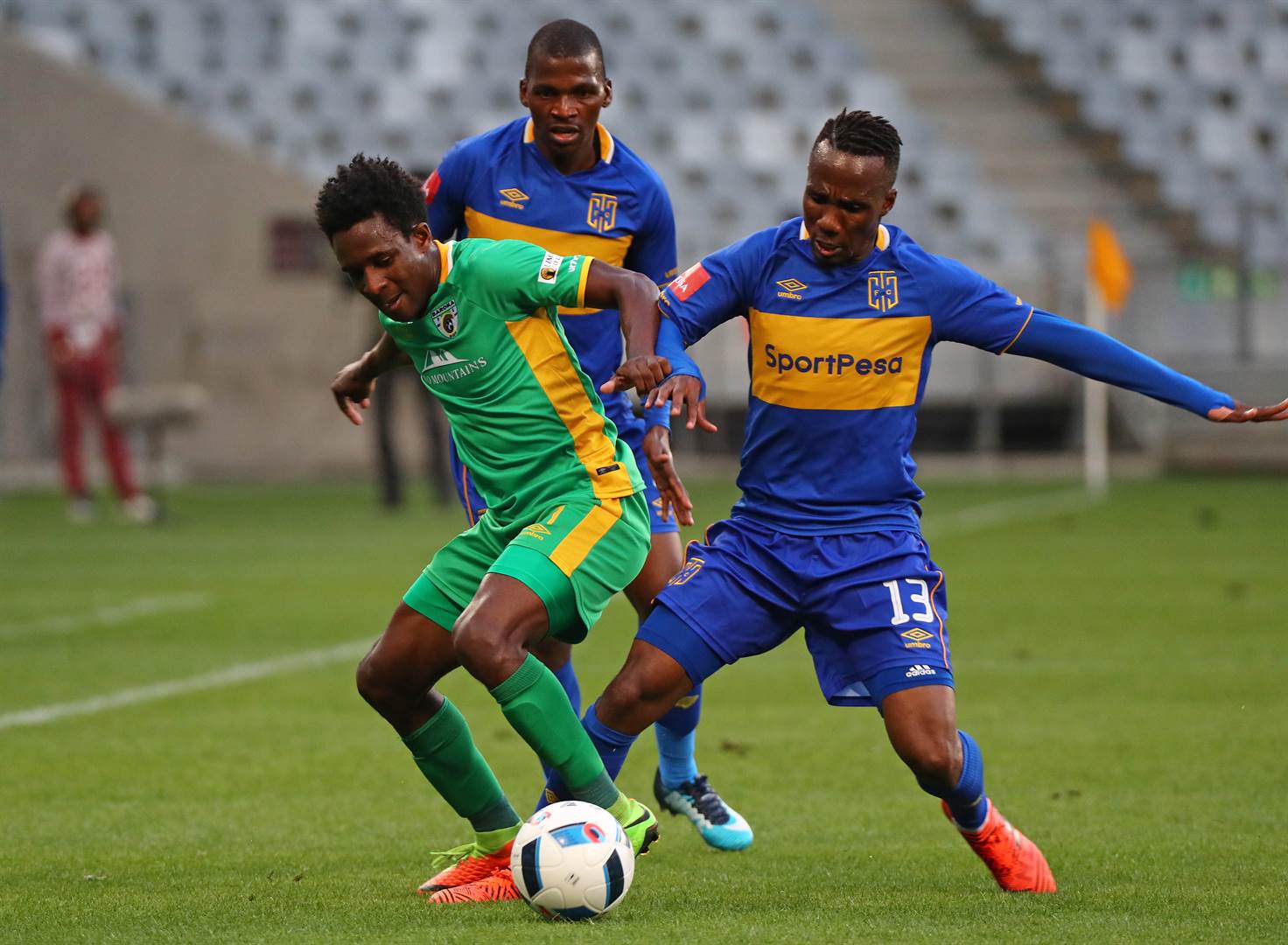 Kaizer Chiefs told to pay the big bucks for midfield target