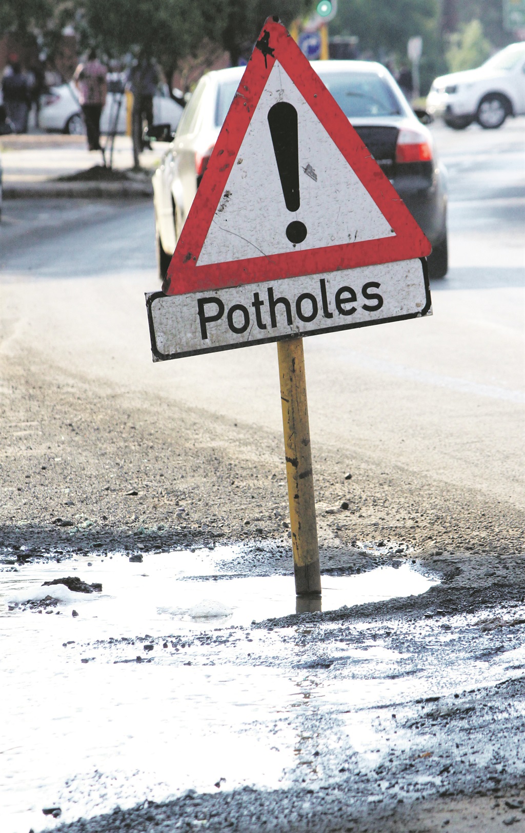 Potholes are a curse on South Africa’s roads! 