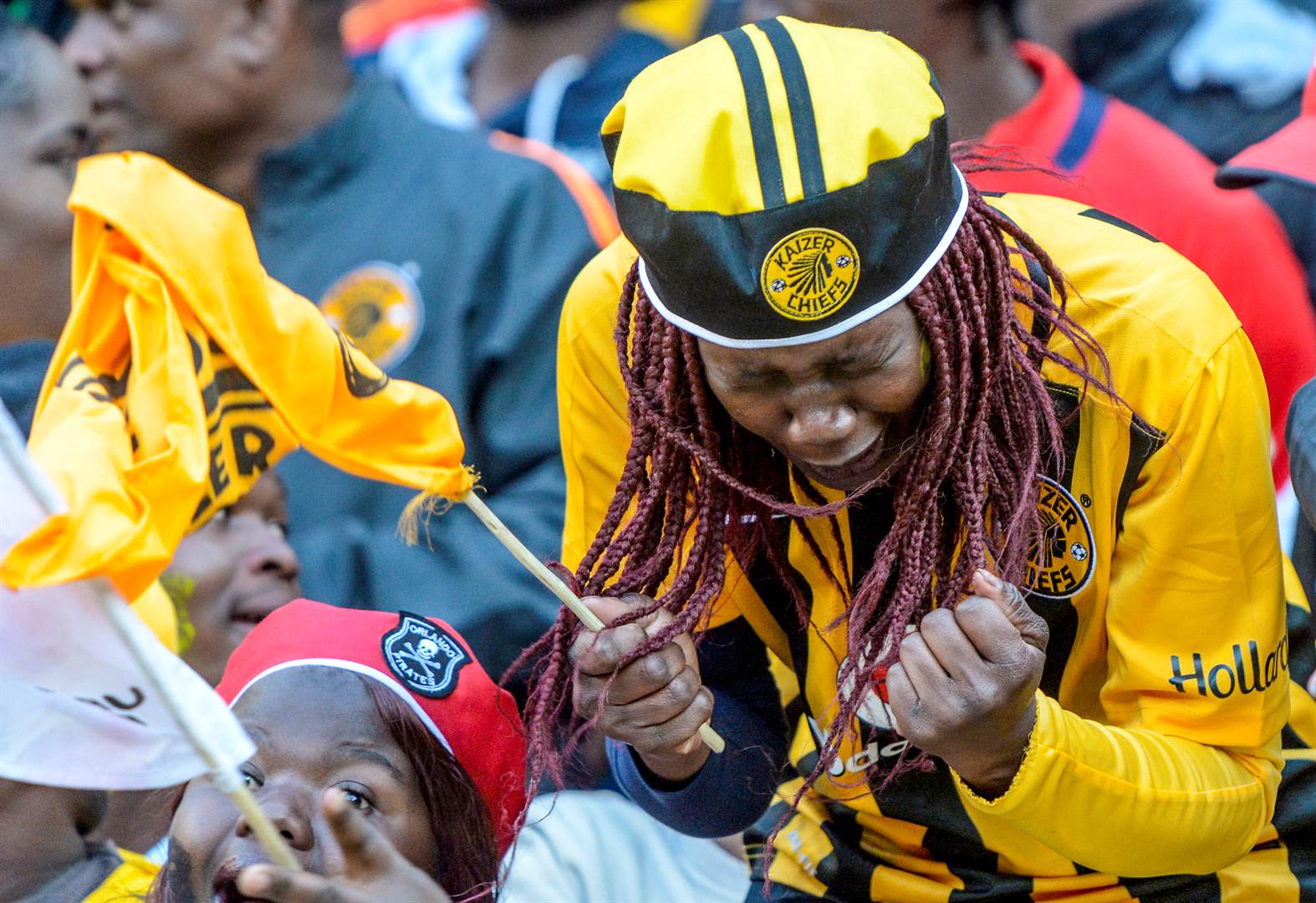 Kaizer Chiefs Fans Unhappy at Dry Goal Spell, Pirates Fans Praise