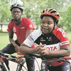 EXCITED:  Melody Mabudule and Reginald Kiti will take part in the Absa Cape Epic cycle tour. (Tebogo Letsie)