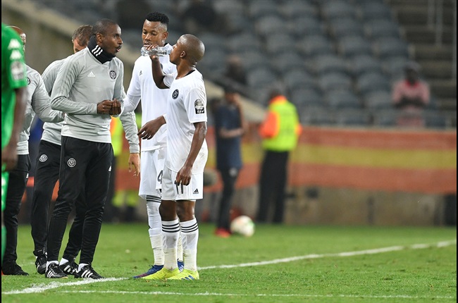 Veteran defender Jele extends his stay at Orlando Pirates