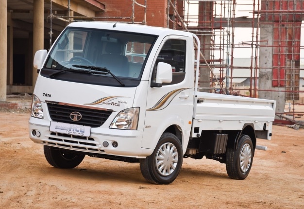 <b>NEW FEATURES, IMPROVED CABIN:</b> Tata's Super Ace gains many upgrades for 2015, among them longer seat-belts "to suit the wider girth of some South Africans." <i>Image: Quickpic</i> 