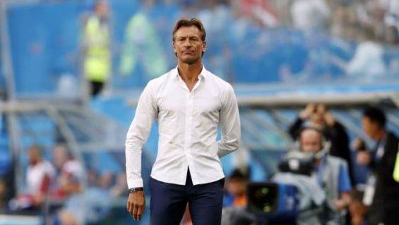 Hervé Renard: Clothes, Outfits, Brands, Style and Looks