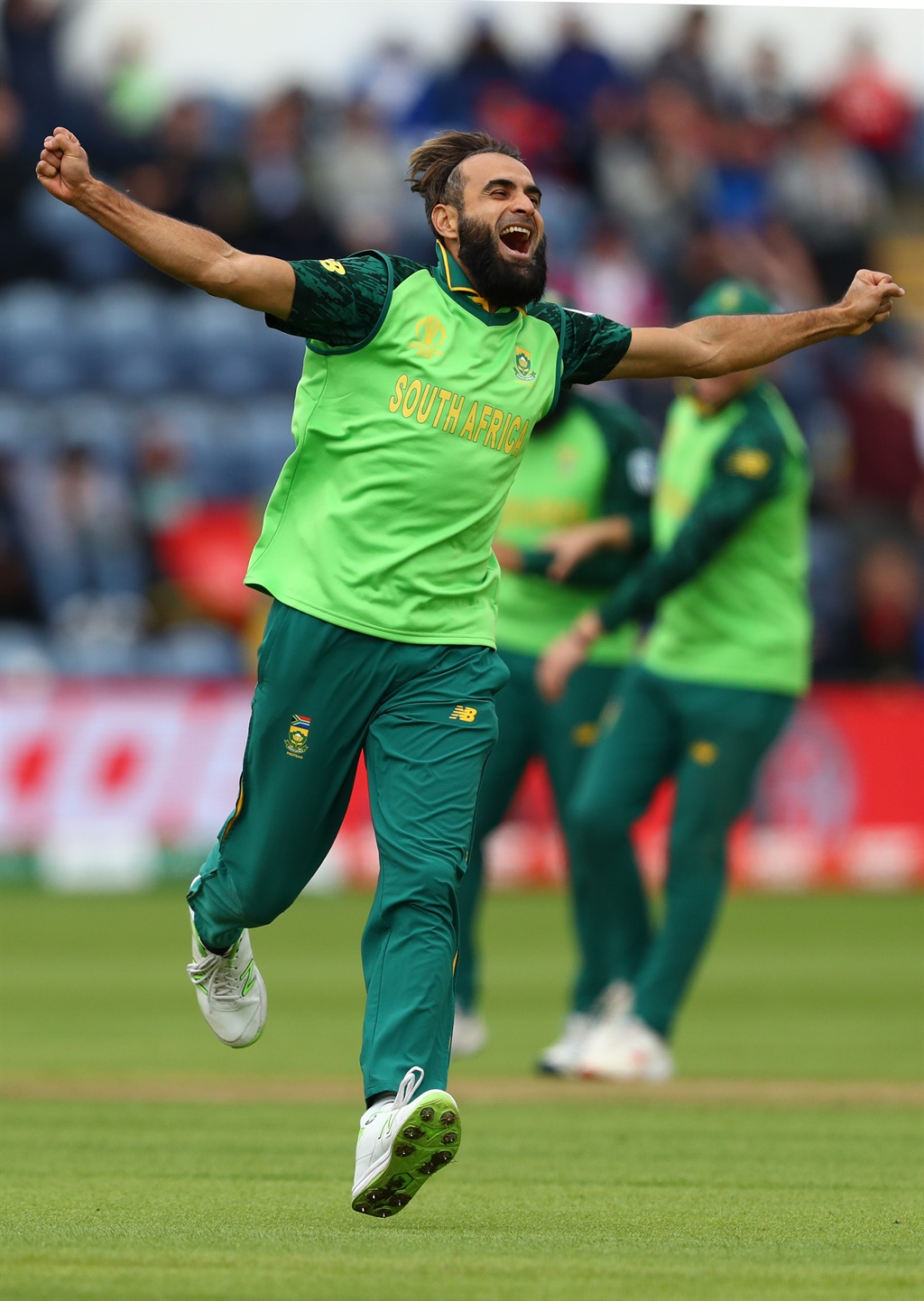 Imran Tahir of South Africa celebrates  taking a wicket.
Photo: Getty Images.