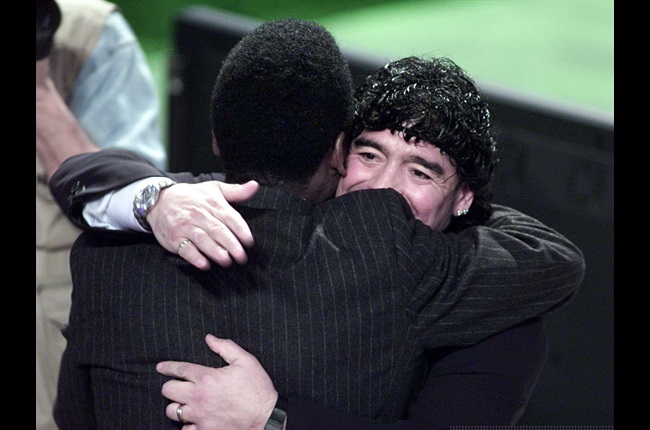 Rare Photo Of Maradona And Pele's First Meeting Surfaces On Social Media