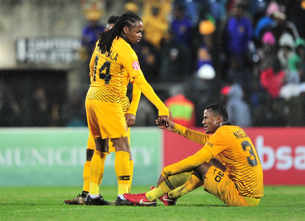 Dejected Siphiwe Tshabalala and Siyabonga Ngezana after Kaizer Chiefs goalless draw against Maritzburg United