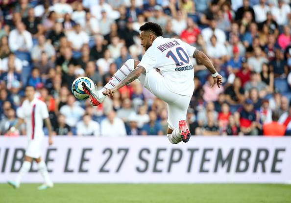 Neymar Unveils Nike's New PSG Third Kit