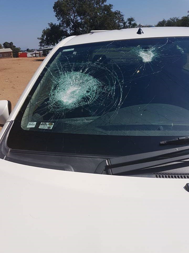 Vehicles were stoned as Vuwani protests continue. Picture: Mike Maringa/Twitter