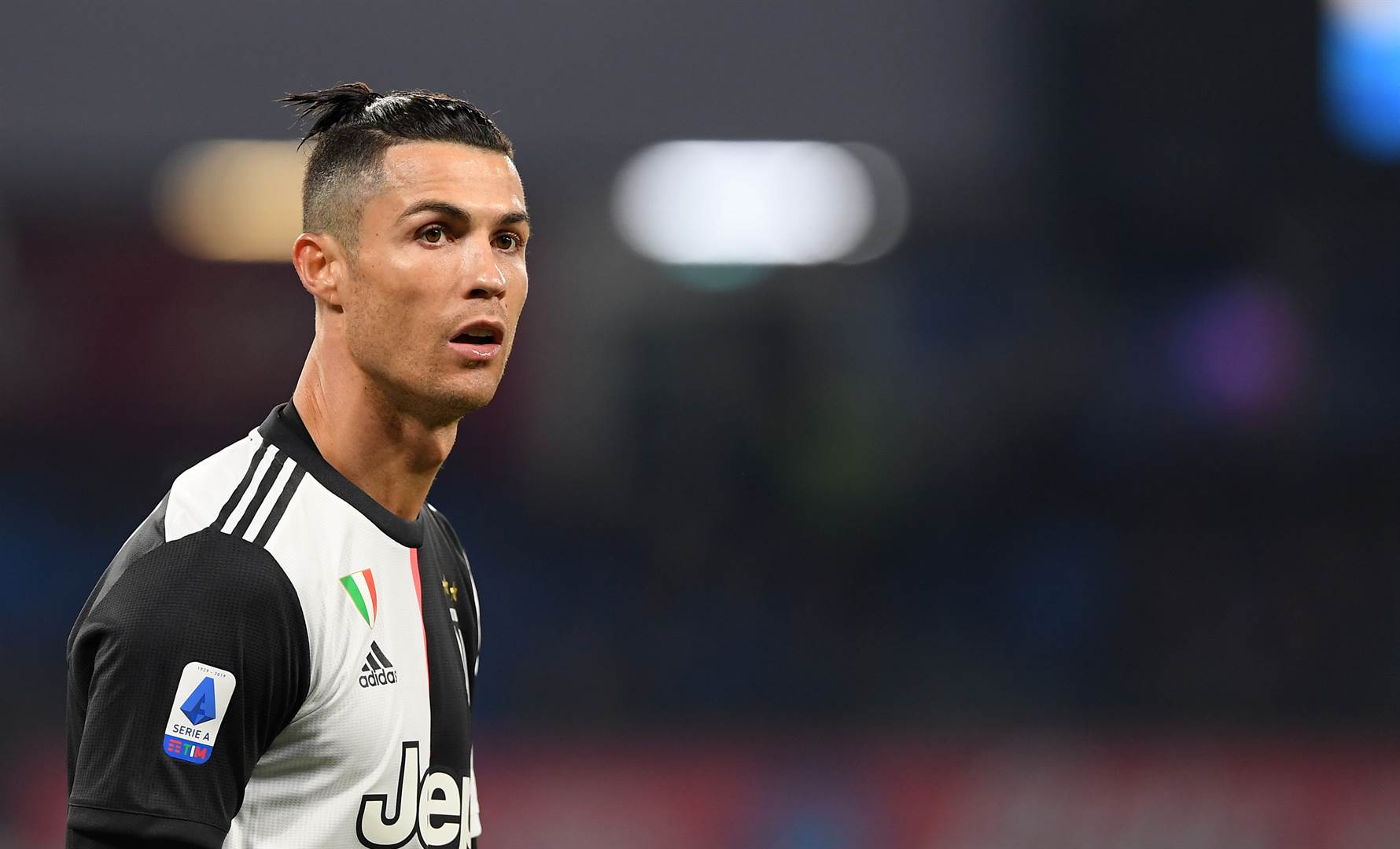 Three hairstyles, one goal for World Player of the Year Ronaldo | Latest  News India - Hindustan Times