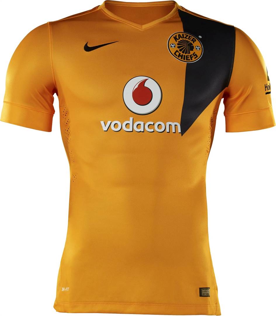 Kaizer Chiefs 2016/17 Nike Home Kit - FOOTBALL FASHION