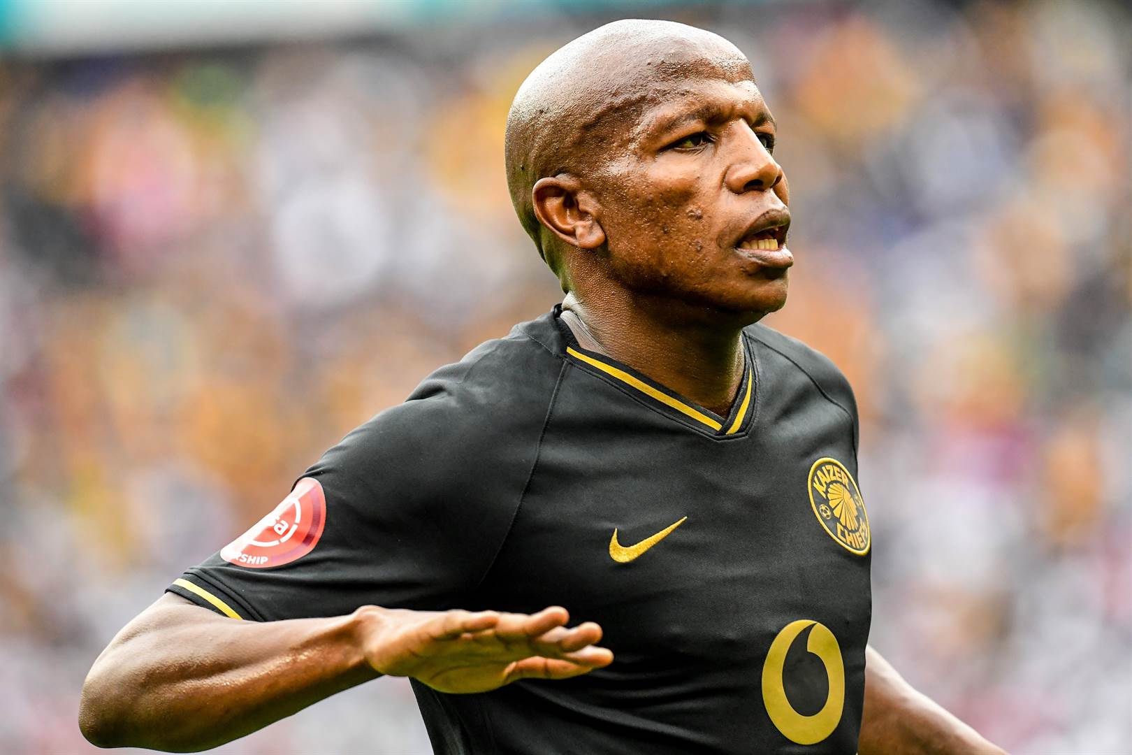 Kaizer Chiefs Reacts To 'Identical' Black / Gold Barcelona Kit