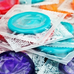 Shemale Fills Condom