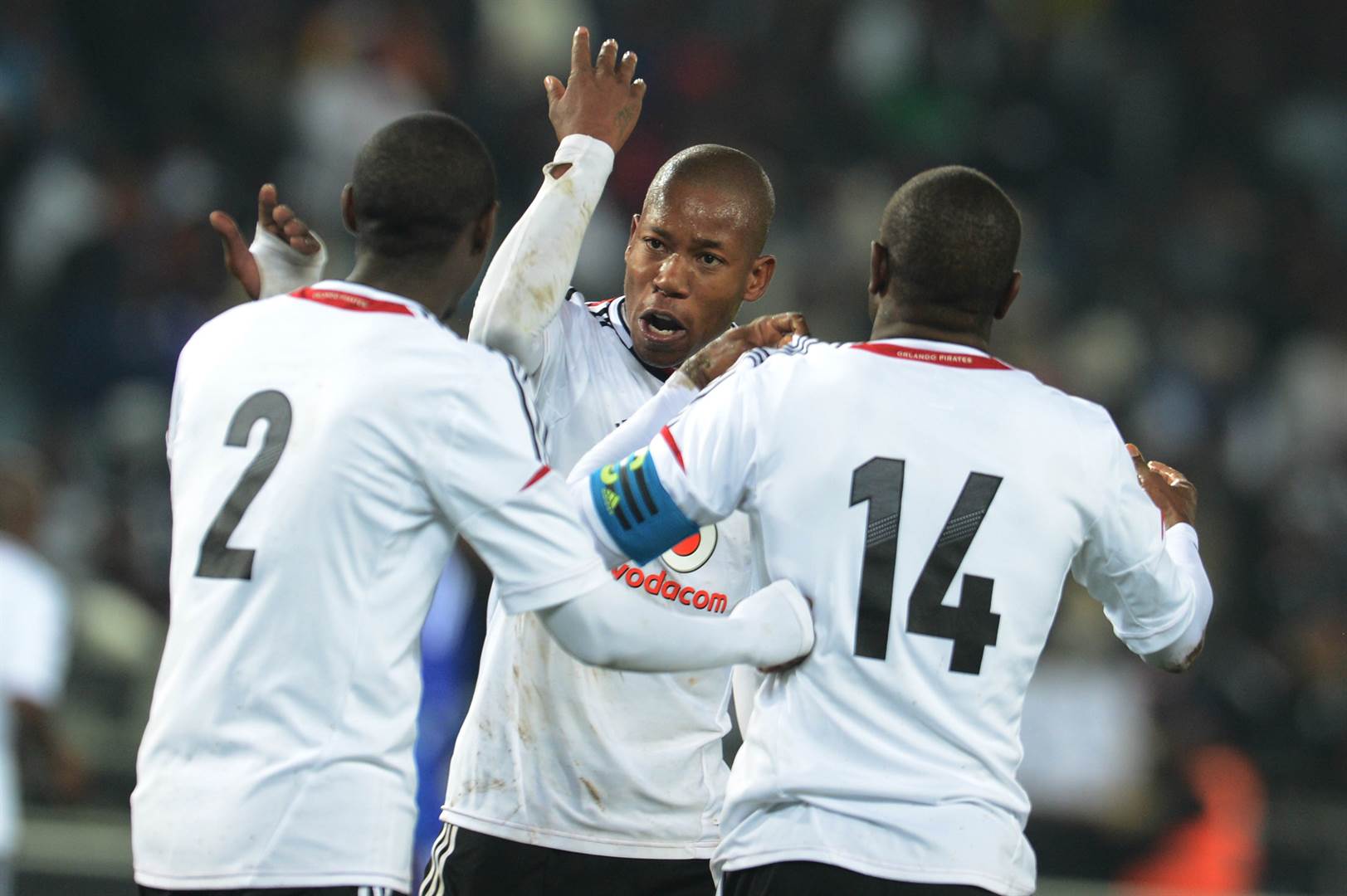 Veteran defender Jele extends his stay at Orlando Pirates