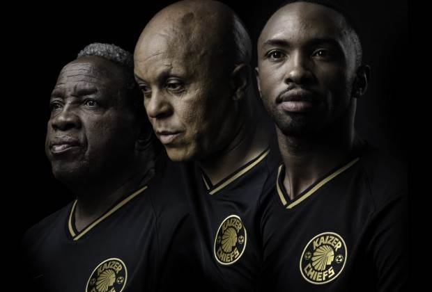 Kaizer Chiefs' Anniversary Jersey Vs FC Barcelona Away's Kit - Who Did It  Best?
