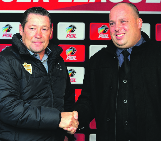 Stellenbosch FC coach Steve Barker shakes hands with his Black Leopards counterpart, Jean Losciuto, at the promotion/relegation play-offs draw.Photo by Trevor Kunene