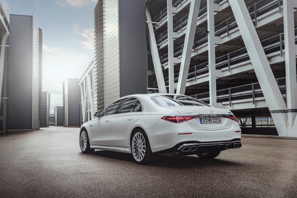 Most powerful S-Class yet: Power trumps range in 590kW Mercedes-AMG S ...