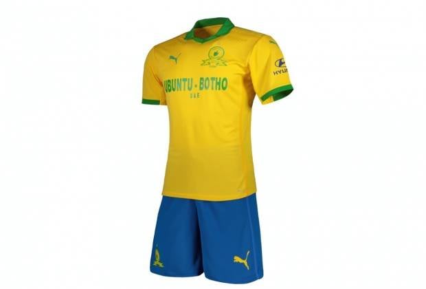 Kaizer Chiefs' green and yellow looks like that snuff container, inspired  by the Springboks' - Fans react to Amakhosi new kit